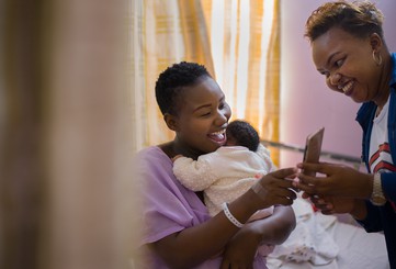 Bessere Überlebenschancen für Mütter und Neugeborene durch erschwingliche Frauenkliniken in Kenya